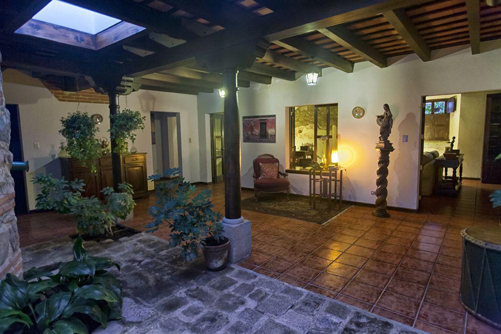 Hotel Sor Juana Antigua ภายนอก รูปภาพ