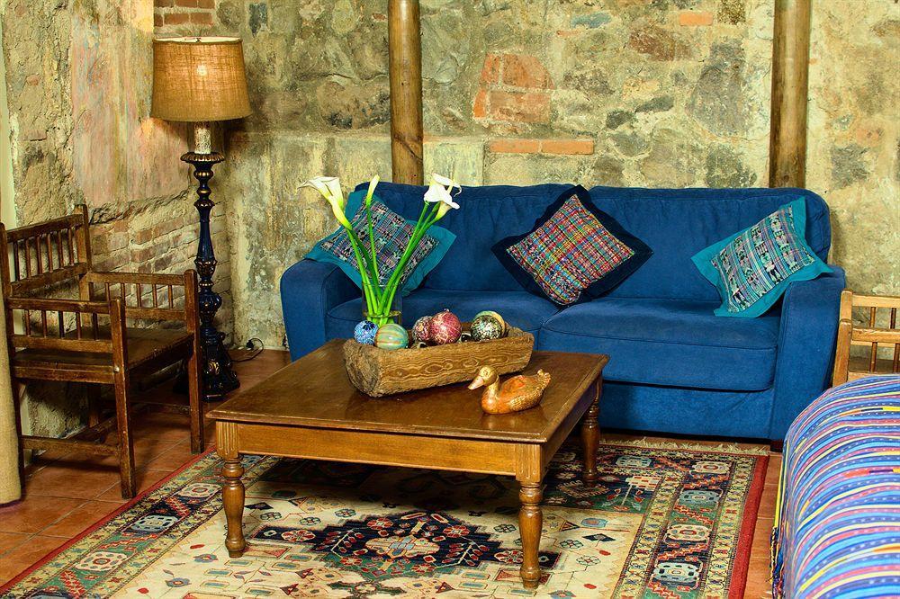 Hotel Sor Juana Antigua ภายนอก รูปภาพ