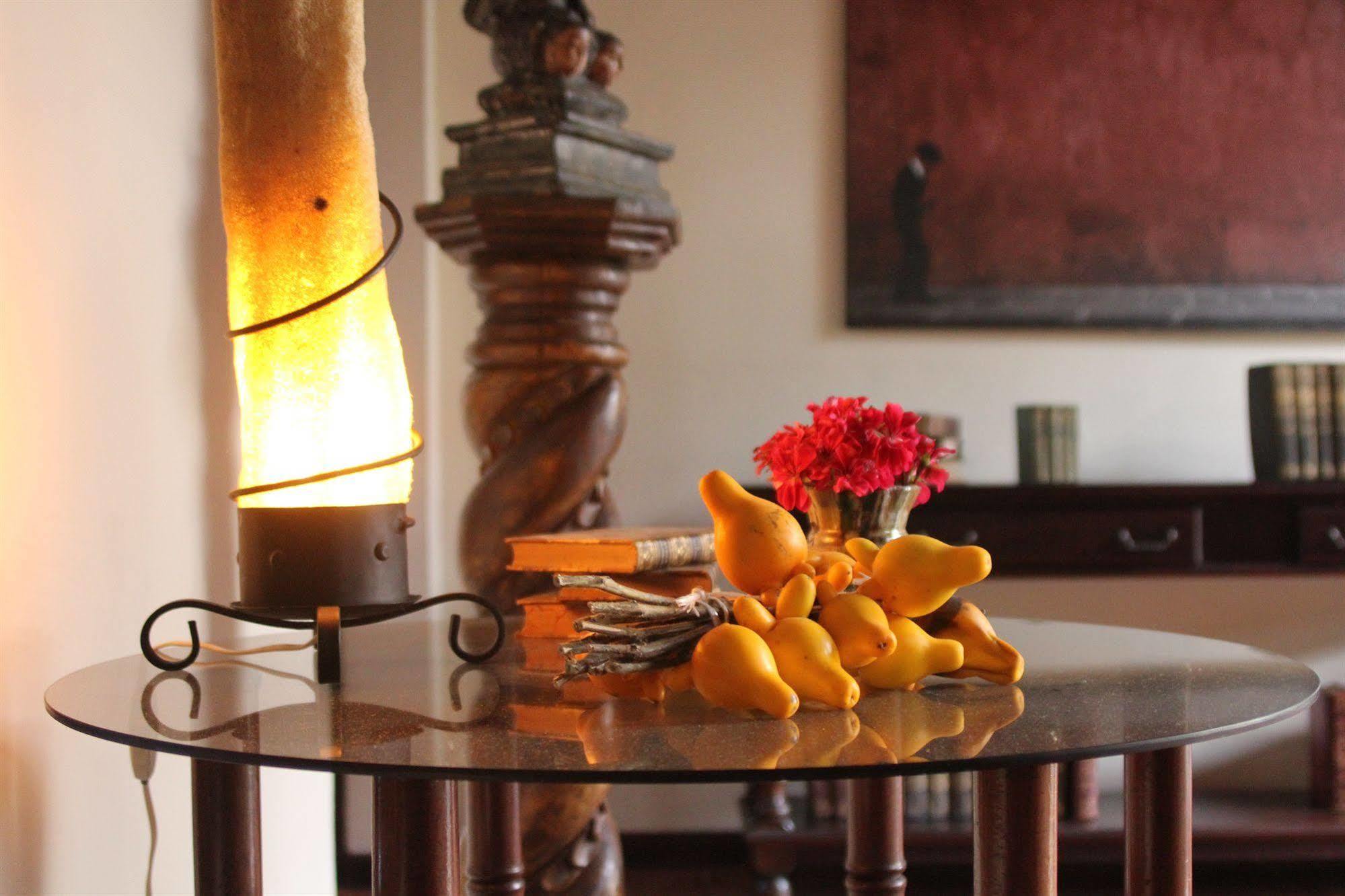 Hotel Sor Juana Antigua ภายนอก รูปภาพ